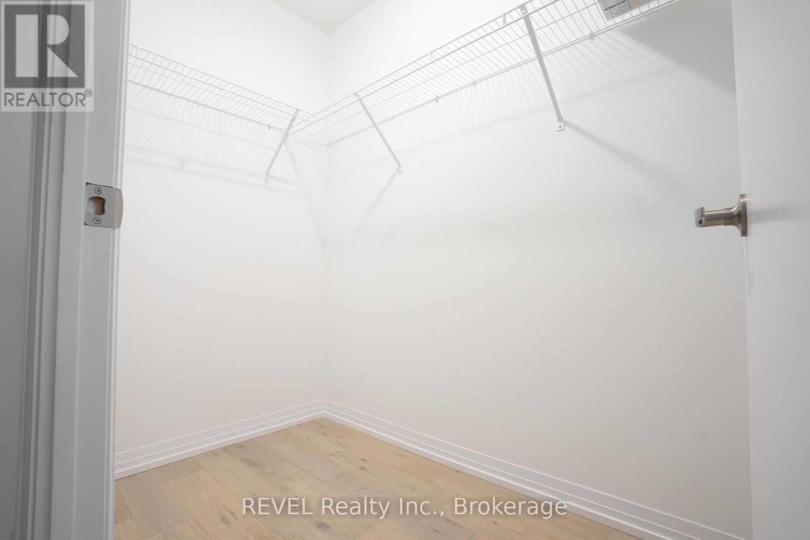 7711 Green Vista Gate — photo 32