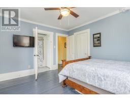 206 Fox Street, Lunenburg, NS B0J2C0 Photo 24