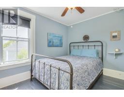 206 Fox Street, Lunenburg, NS B0J2C0 Photo 29