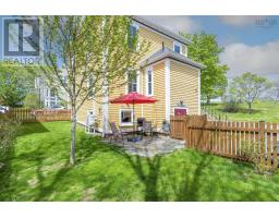 206 Fox Street, Lunenburg, NS B0J2C0 Photo 33