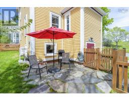 206 Fox Street, Lunenburg, NS B0J2C0 Photo 35