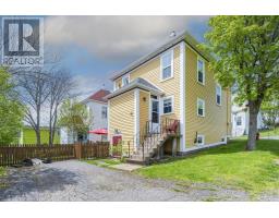 206 Fox Street, Lunenburg, NS B0J2C0 Photo 38