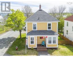 206 Fox Street, Lunenburg, NS B0J2C0 Photo 47