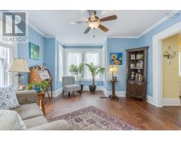 Bedroom - 206 Fox Street, Lunenburg, NS B0J2C0 Photo 6
