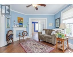 Bedroom - 206 Fox Street, Lunenburg, NS B0J2C0 Photo 7