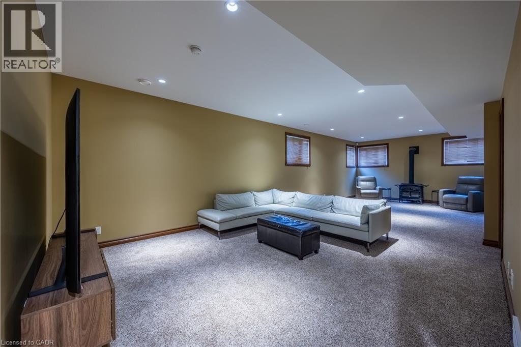 493 FISHER'S GLEN Road - Image 23
