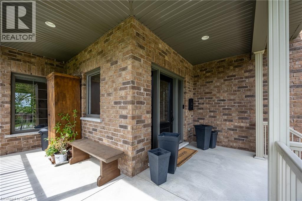 493 FISHER'S GLEN Road - Image 29