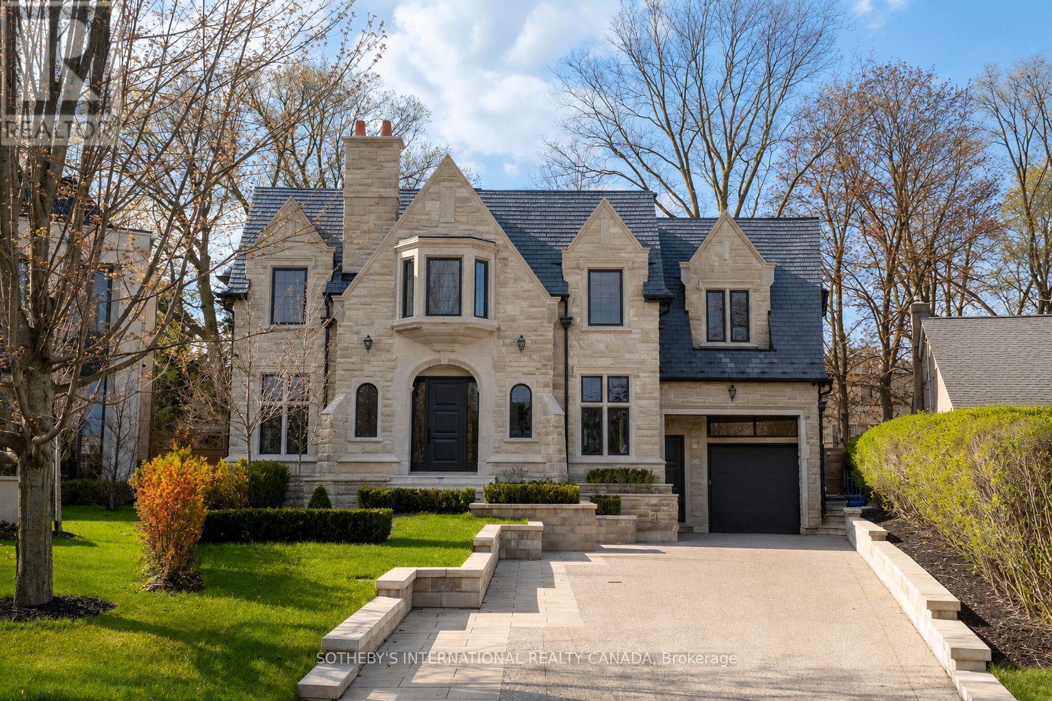 Listing photo of 92 ARJAY CRESCENT