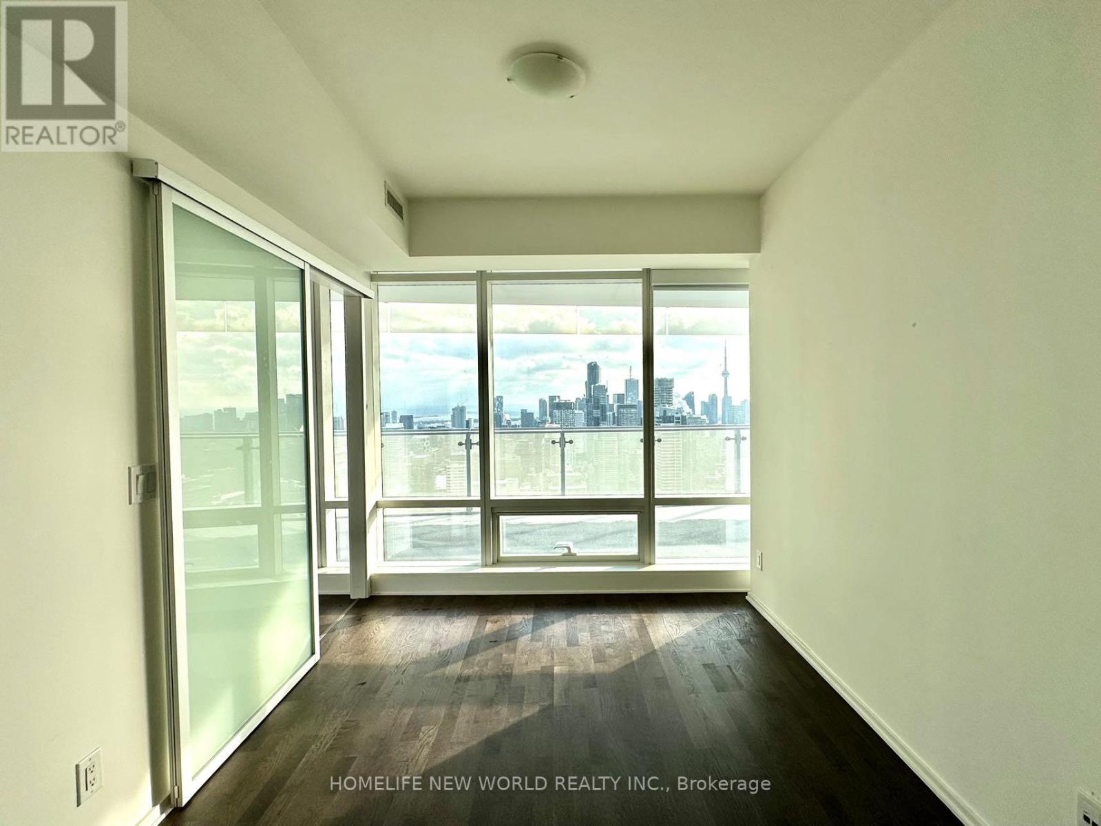 #5004 1 BLOOR STREET E - 23