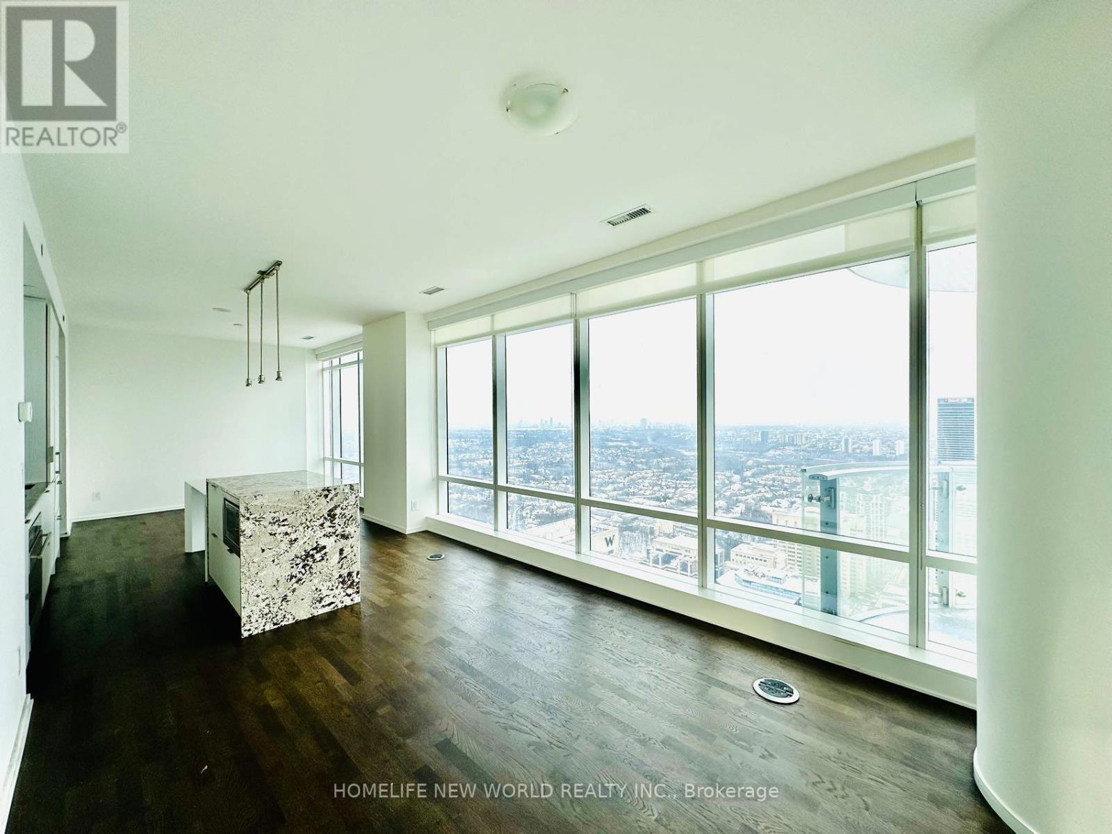 #5004 1 BLOOR STREET E - 24