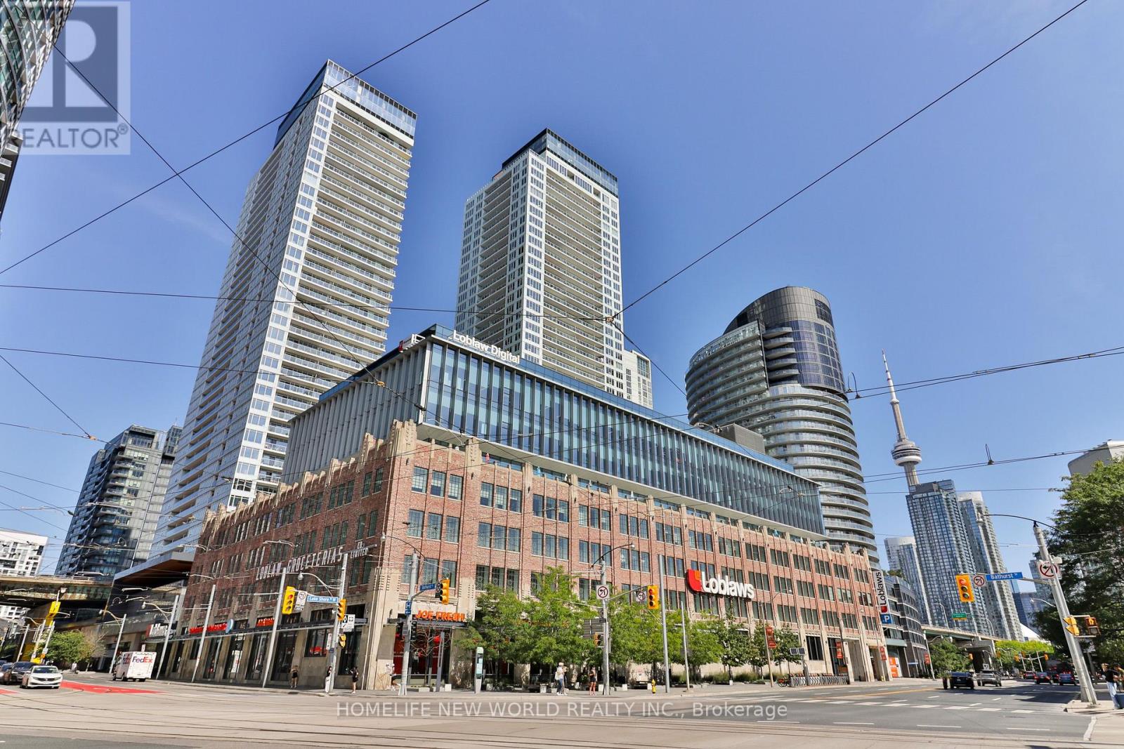 #812 17 BATHURST STREET - 1