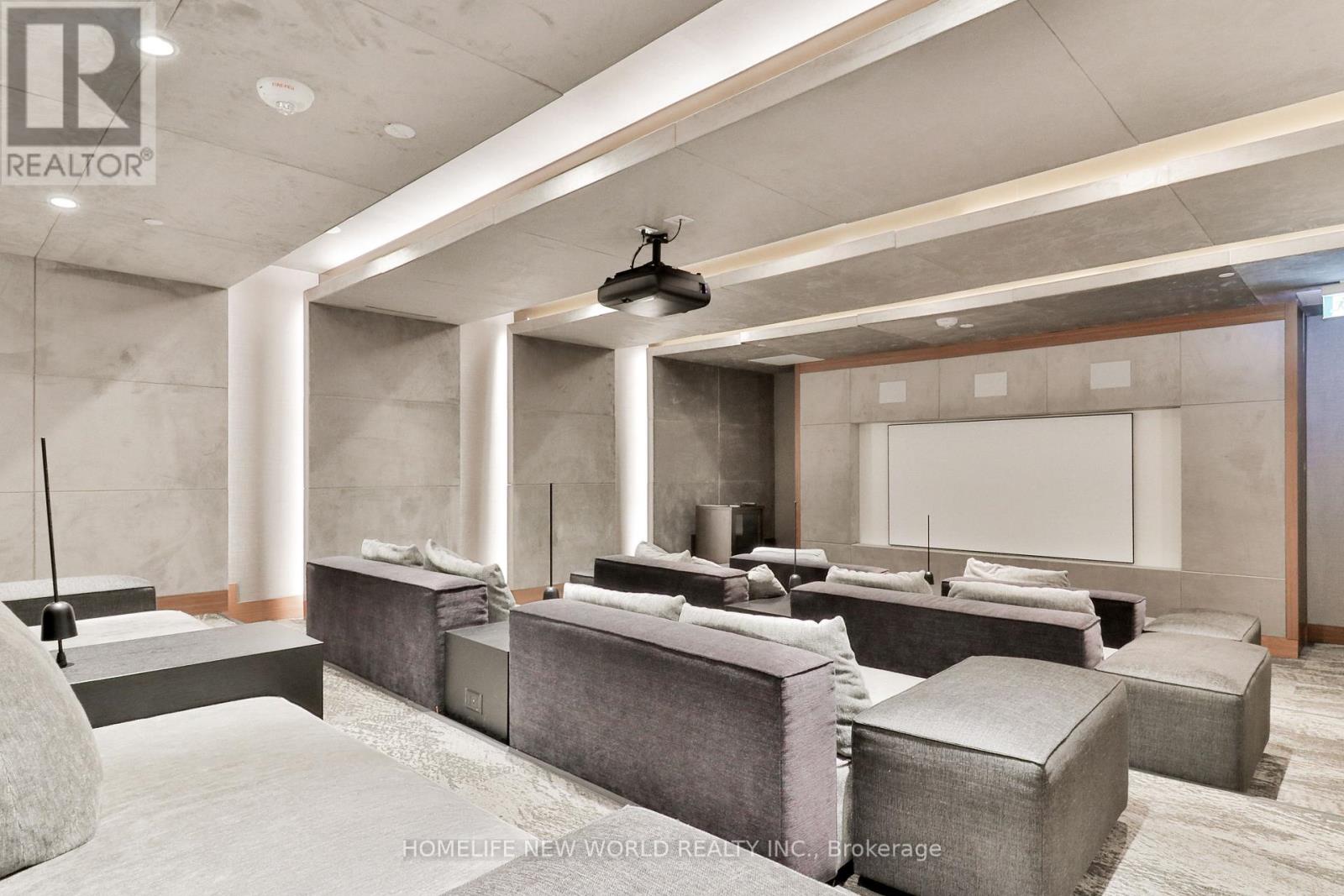 #812 17 BATHURST STREET - 22