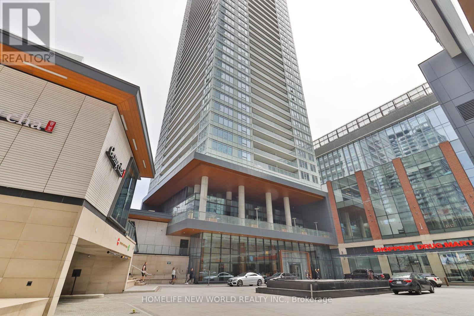 #812 17 BATHURST STREET - 27