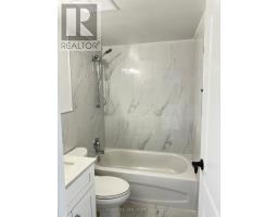 1001 - 34 Walmer Road, Toronto, ON M5R2W6 Photo 12