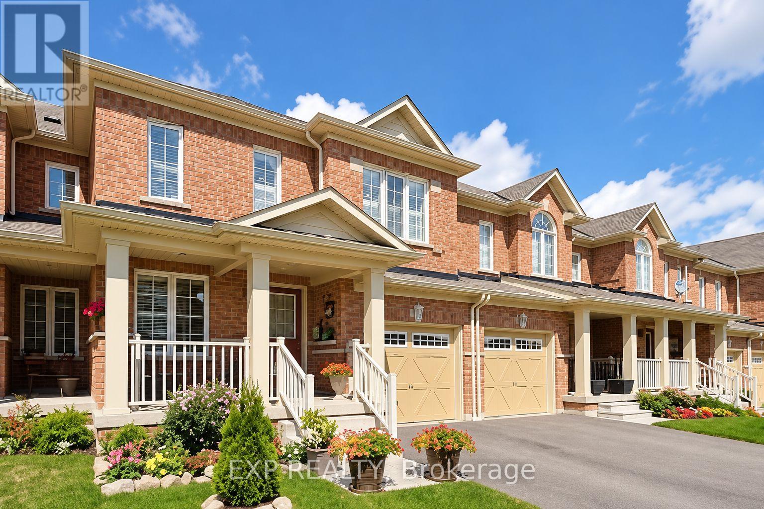 74 Elliottglen Drive, Ajax, ON