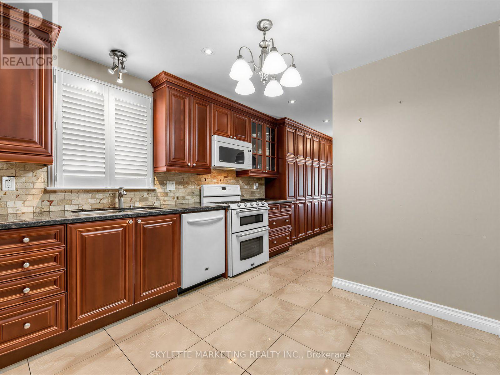 14 BARDWELL CRESCENT - Image 11
