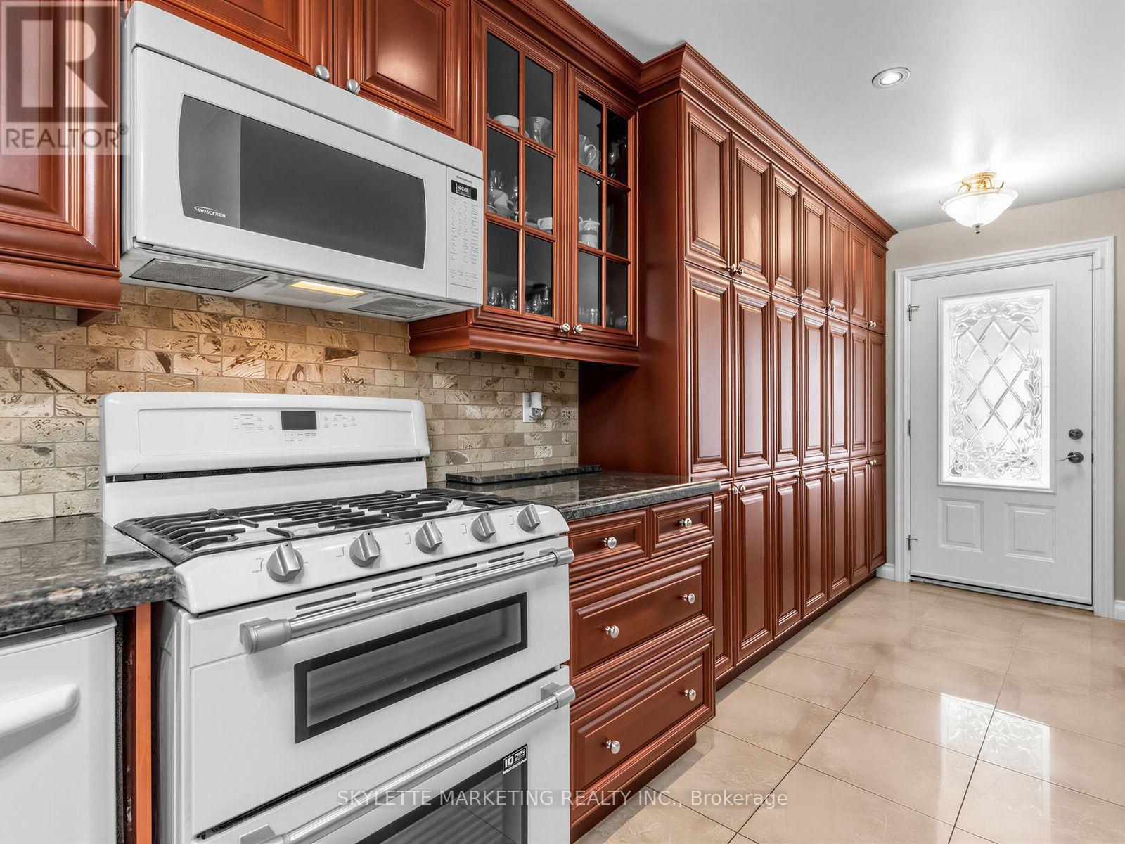 14 BARDWELL CRESCENT - Image 14