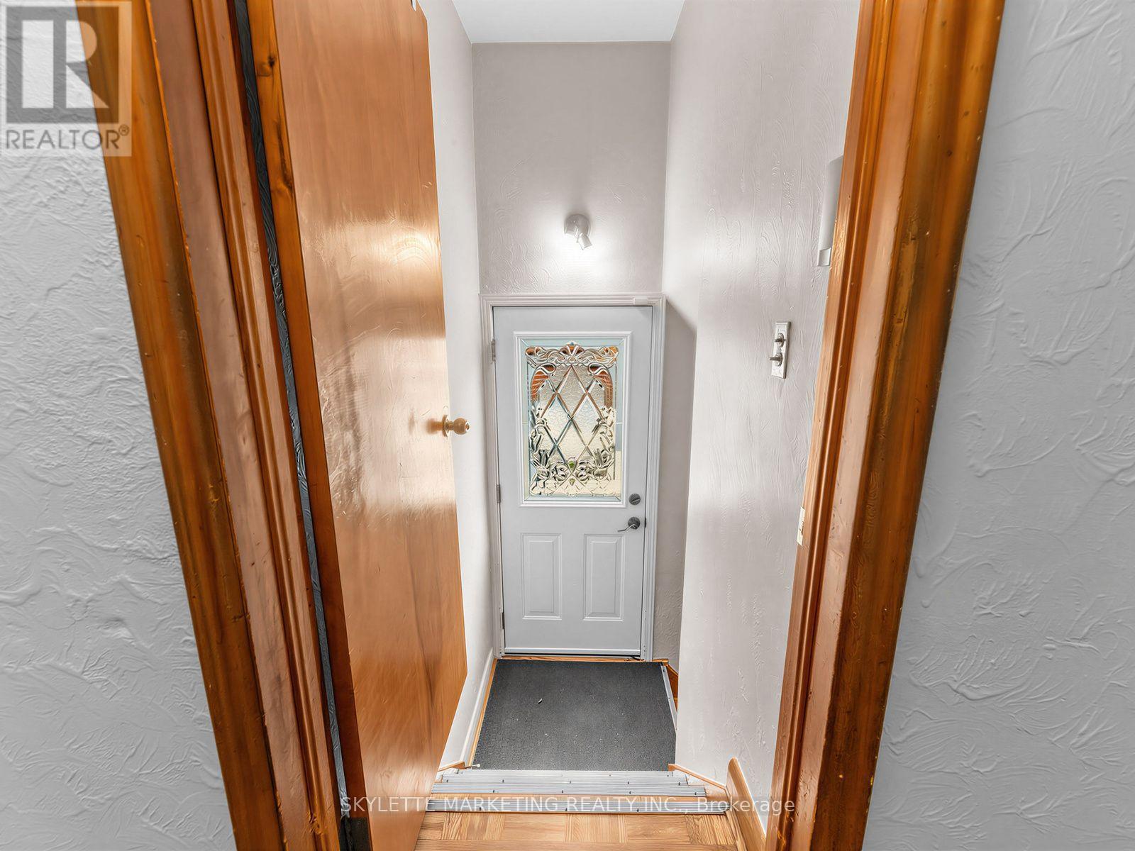 14 BARDWELL CRESCENT - Image 17