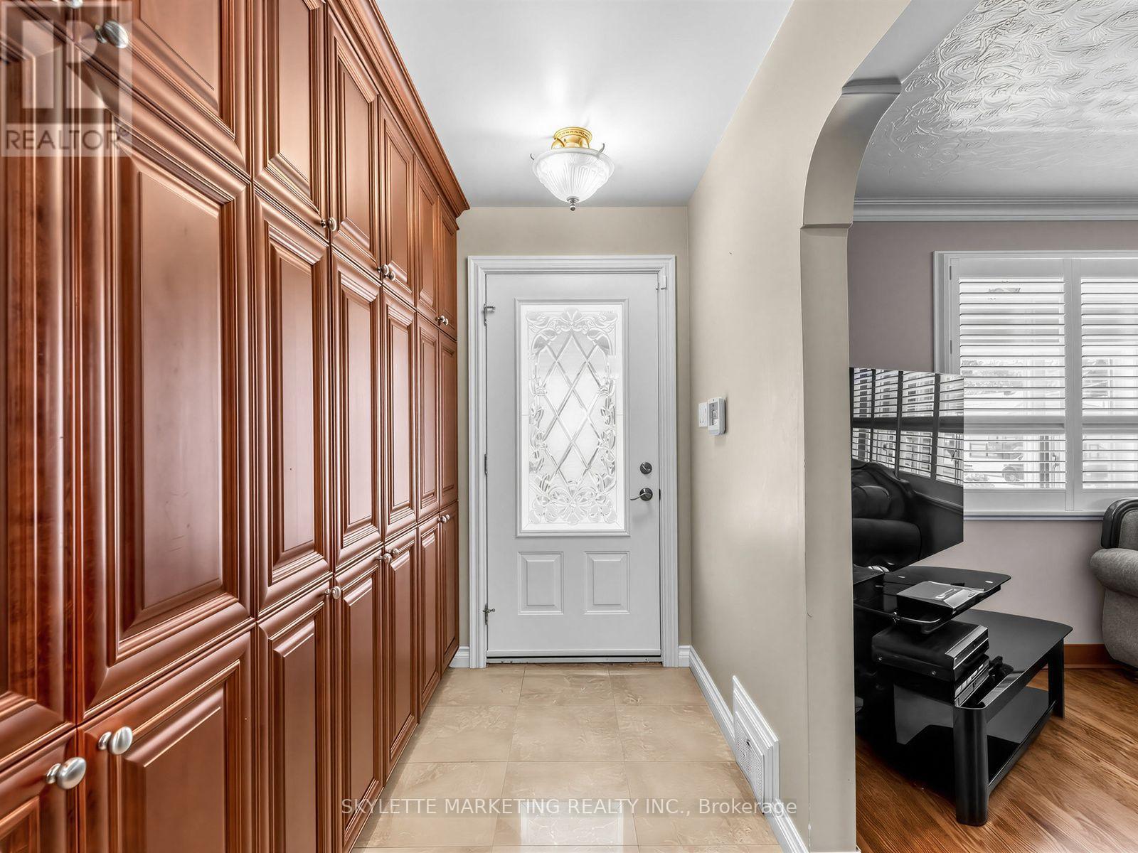 Photo of 14 BARDWELL CRESCENT