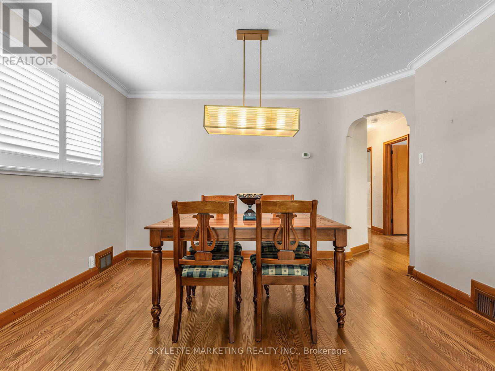 Photo of 14 BARDWELL CRESCENT
