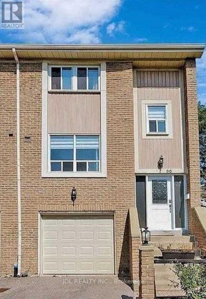 Photo of 66 Stonehill Crt Court