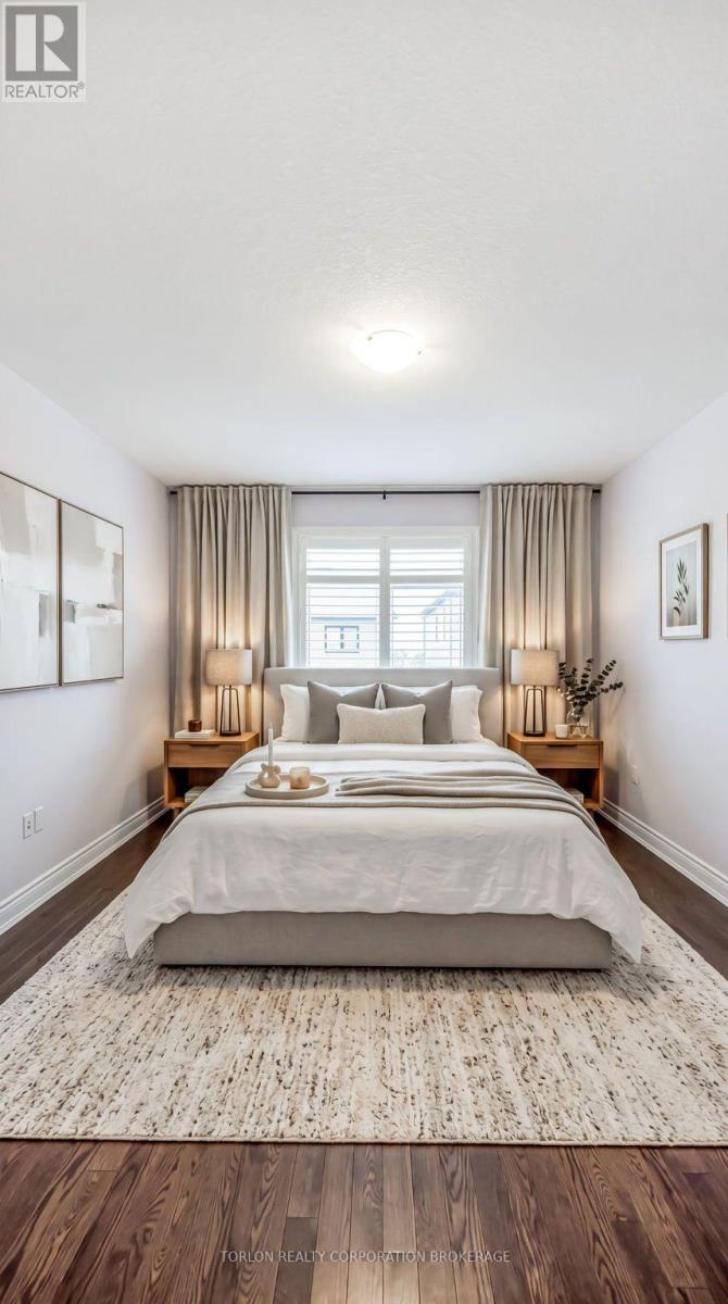 #4 76 SUMMERHILL DRIVE - 21