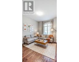 Foyer - 4 - 76 Summerhill Drive, New Tecumseth, ON L9R0S5 Photo 10