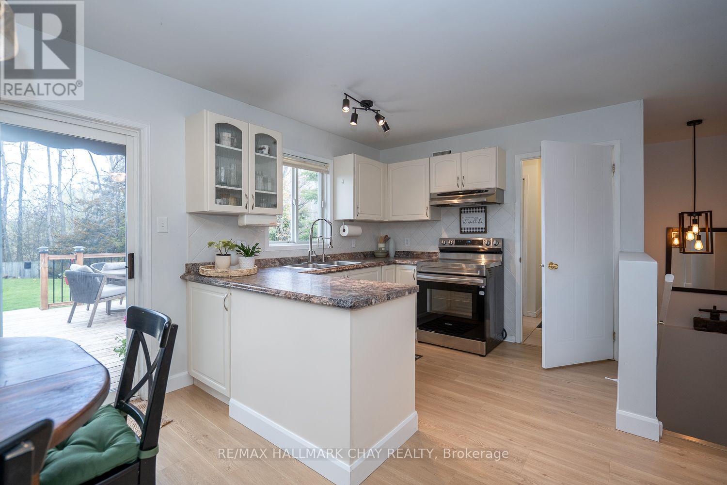 3778 WEST STREET W - 12