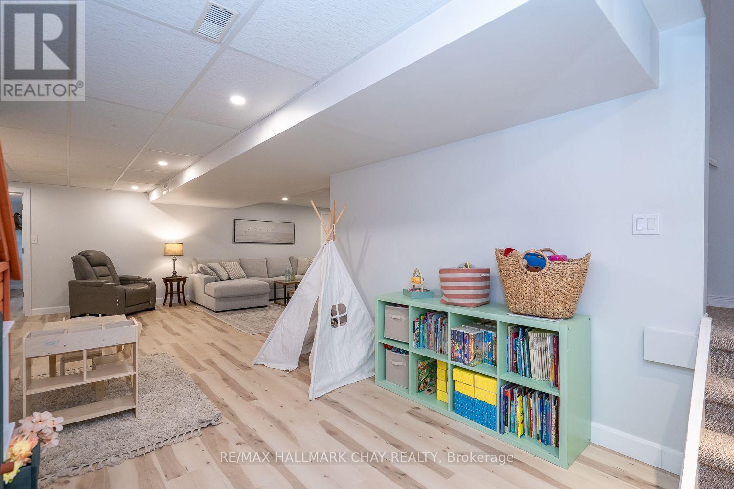 3778 WEST STREET W - 27