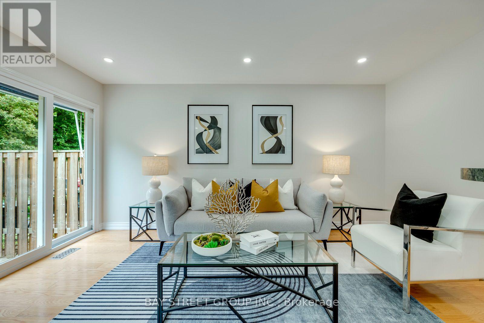 Photo of 2870 WESTBURY COURT