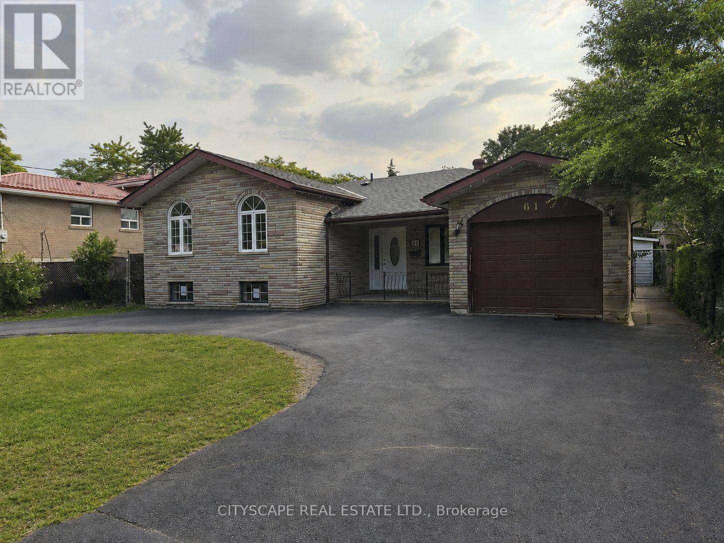 Photo of 61 BLOOMINGTON CRESCENT