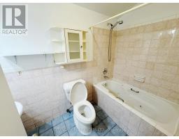 61 Bloomington Crescent, Toronto, ON M3N1R2 Photo 17