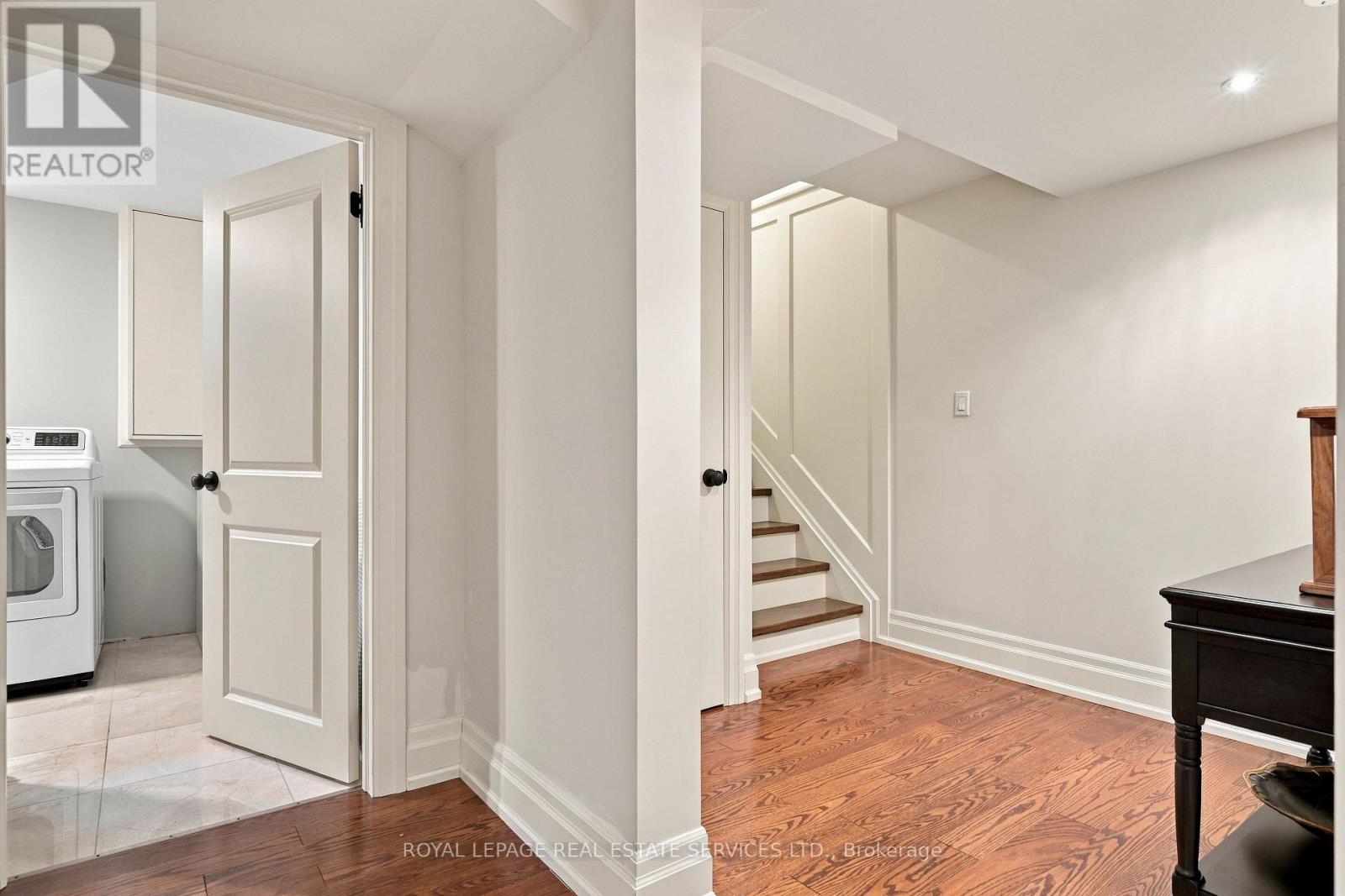 125 ULSTER DRIVE - 36