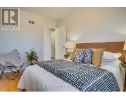 74 Raven Road, Toronto, ON M6L2A7 Photo 25