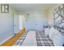 74 Raven Road, Toronto, ON M6L2A7 Photo 29