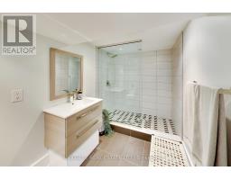 74 Raven Road, Toronto, ON M6L2A7 Photo 39