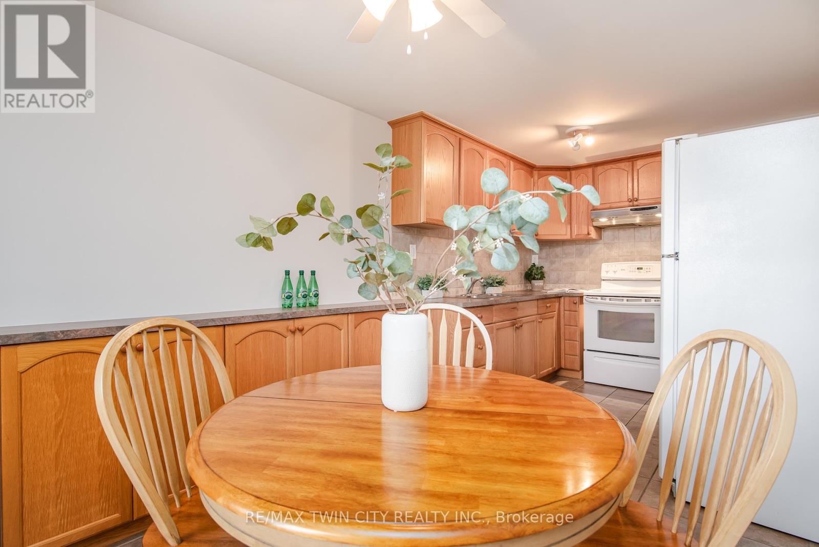 218 PINEDALE DRIVE - Image 32