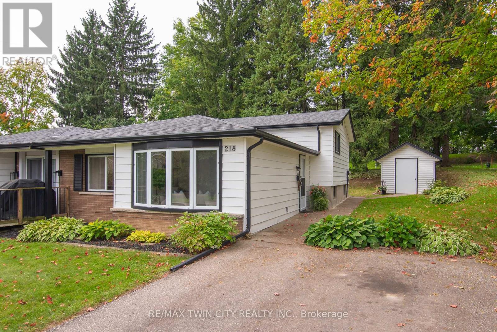 218 PINEDALE DRIVE - 4