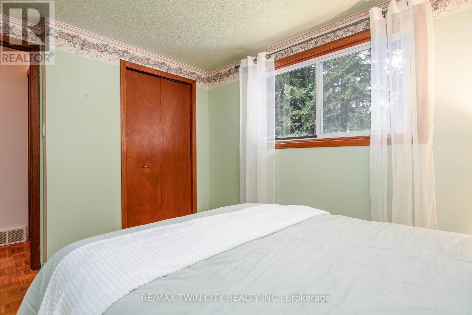 218 PINEDALE DRIVE - Image 41