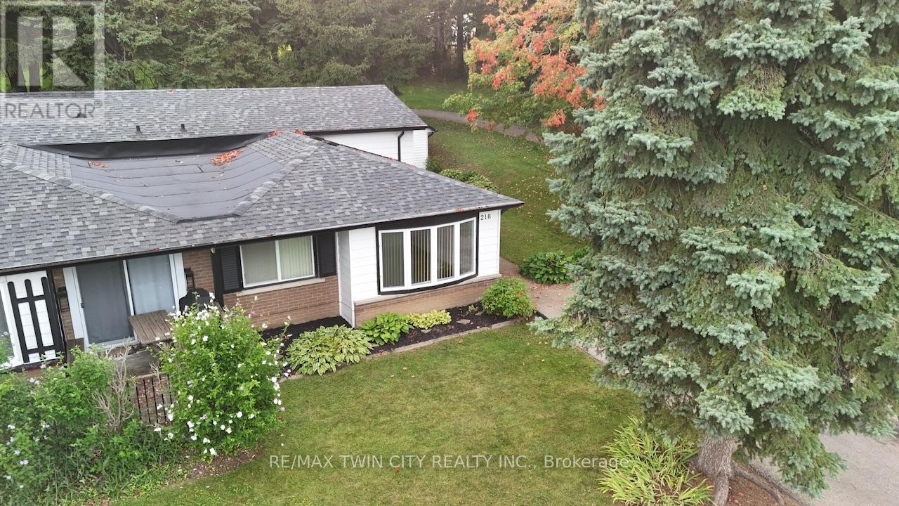 218 PINEDALE DRIVE - 43
