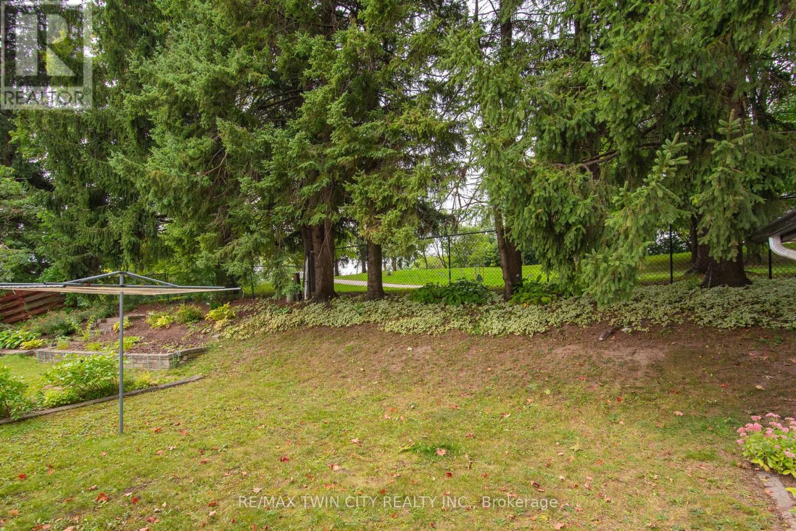 218 PINEDALE DRIVE - Image 8
