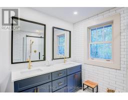 392 Telecom Road, Kawartha Lakes, ON L0A1K0 Photo 32