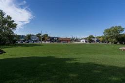 531 Hazel Avenue, Winnipeg Beach, MB R0C3G0 Photo 38