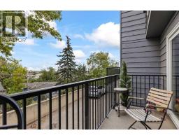 2pc Bathroom - 3, 315 3 Street Ne, Calgary, AB T2E6T8 Photo 7