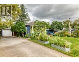 1916 Green Ridge Road Sw, Calgary, AB T3E4B1 Photo 41