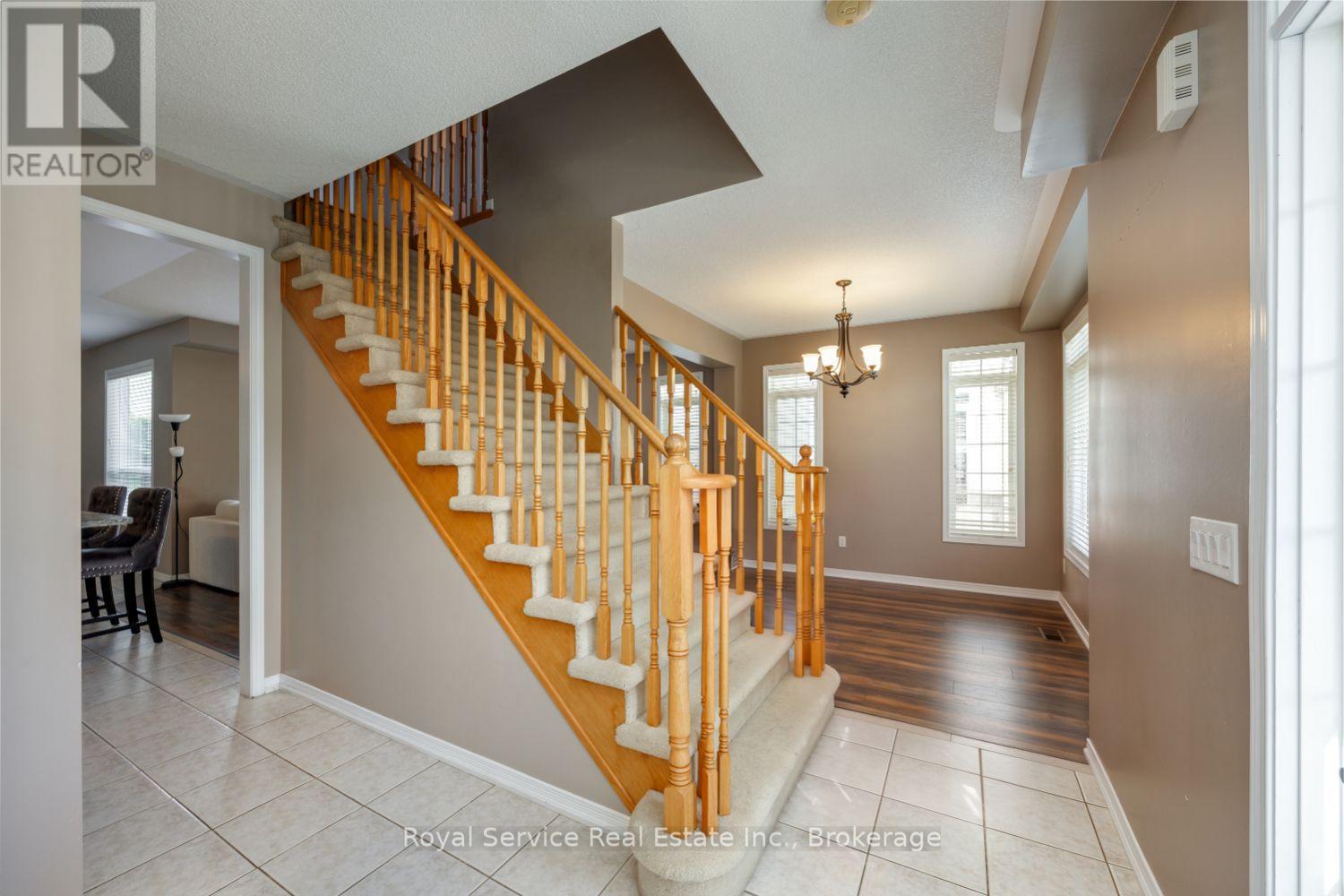 762 Carlisle Street, Cobourg, Ontario, K9A0C6, Cobourg, Ontario — photo 4 of 5
