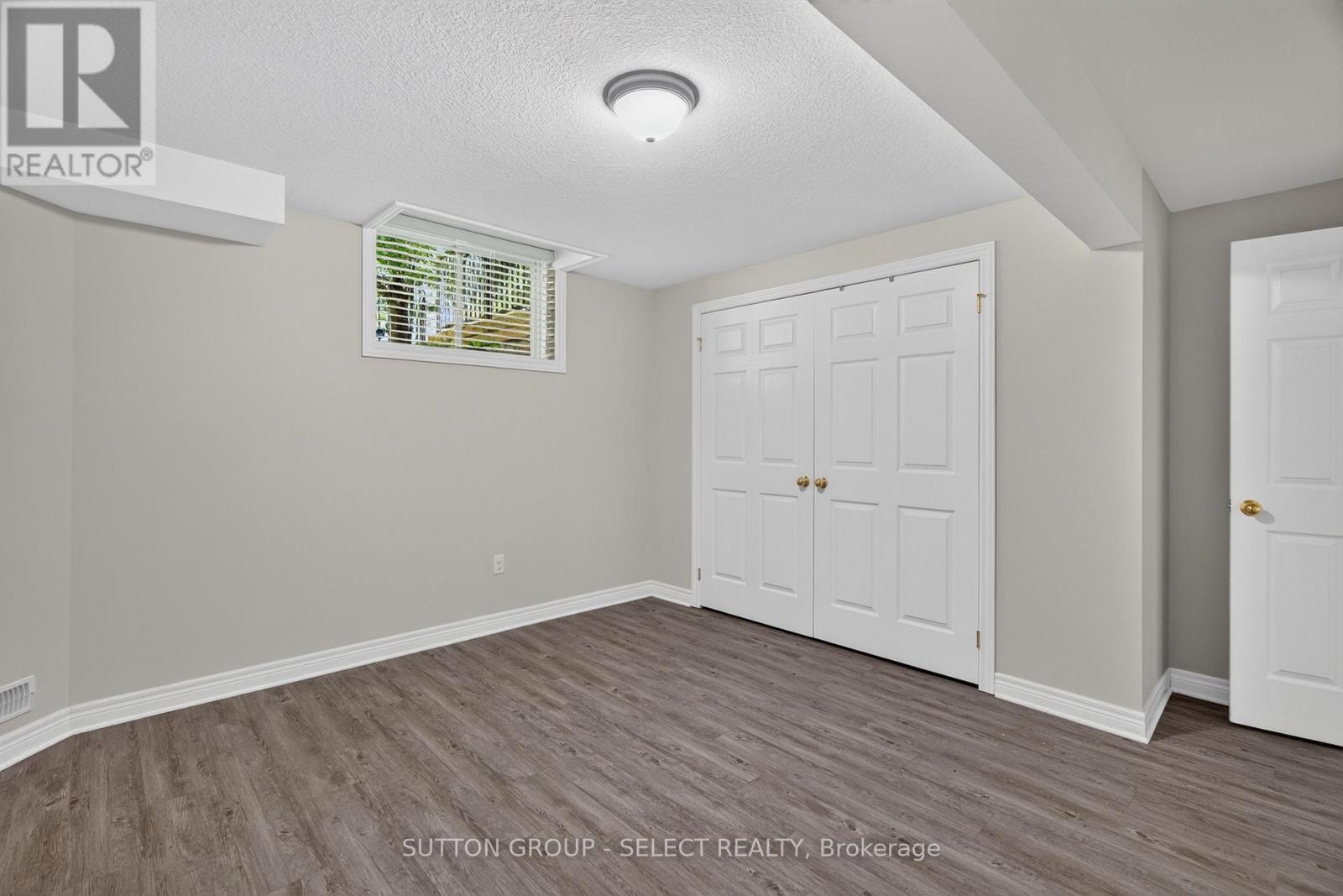 713 SILVERFOX PLACE - Image 35