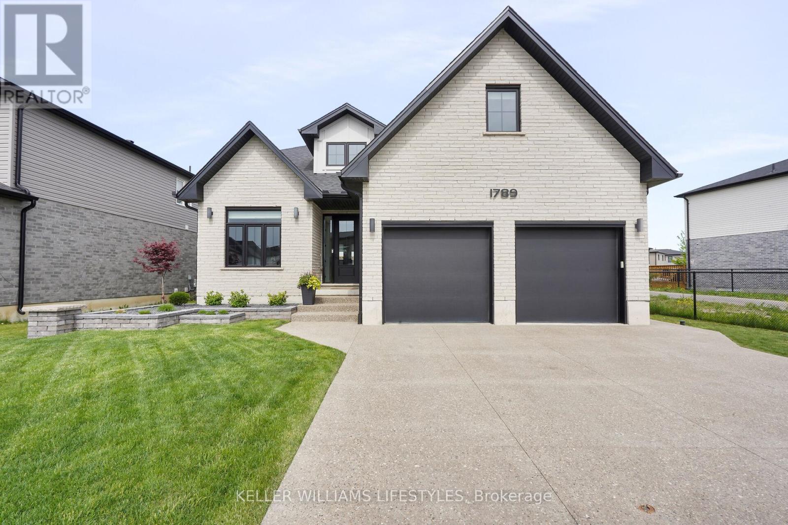 1789 APPLEROCK AVENUE - 1