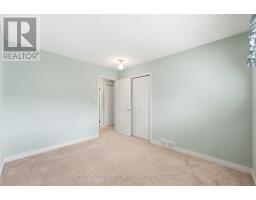 Dining room - 30 Bonaventure Drive, London East, ON N5V4B5 Photo 12