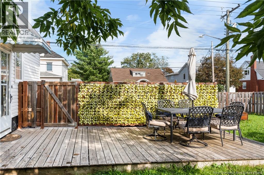 44 Sherrard Avenue - Image 33